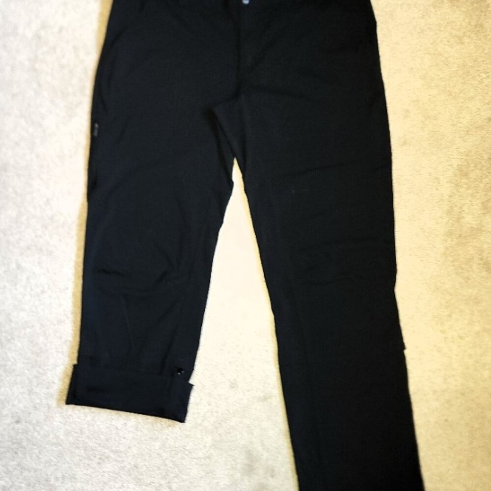 Columbia Women’s Convertible Roll-up Hiking/Travel Pants, Size 16 Regular. Black